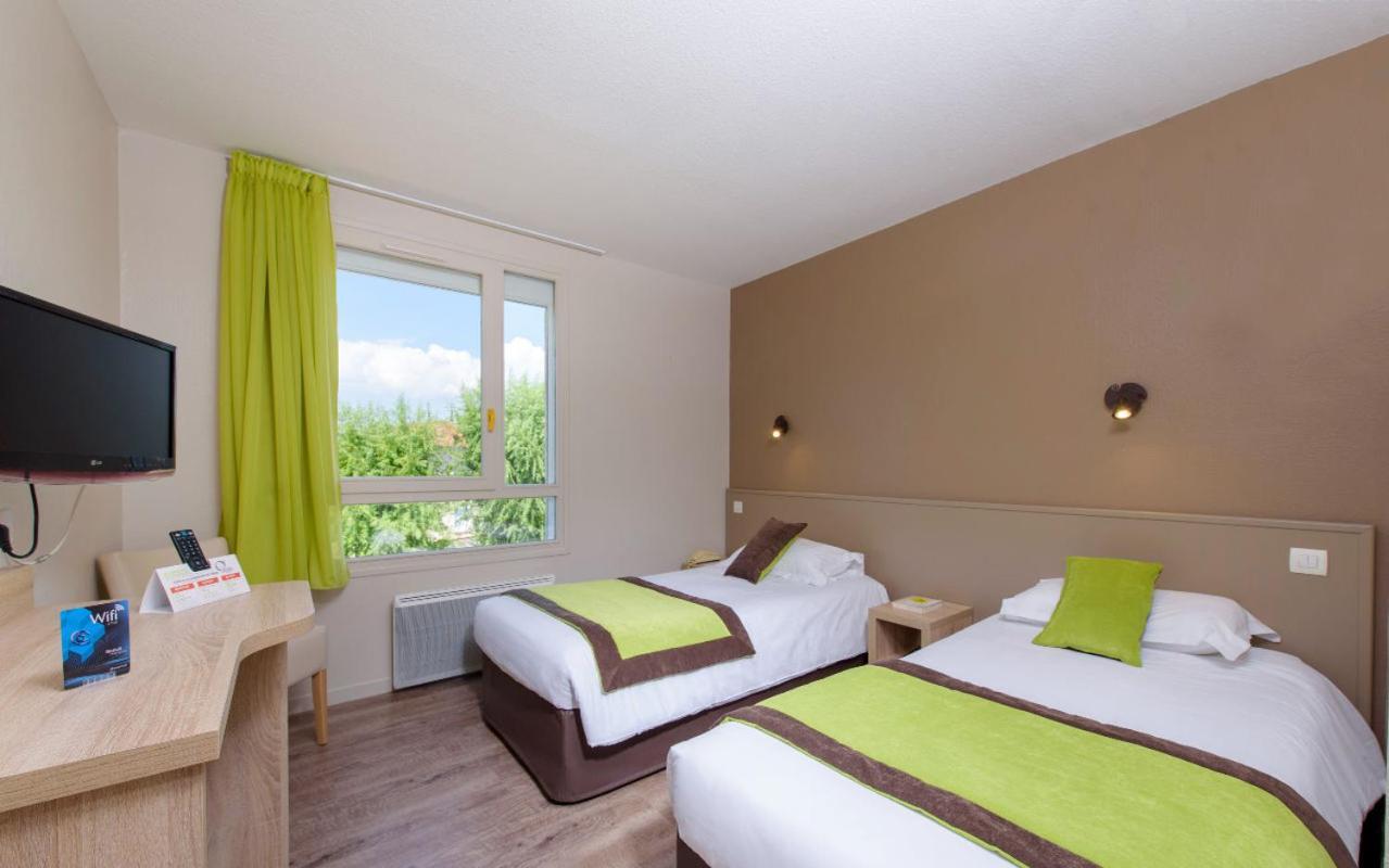 Hotel Le Chatard Sarcey Exterior foto